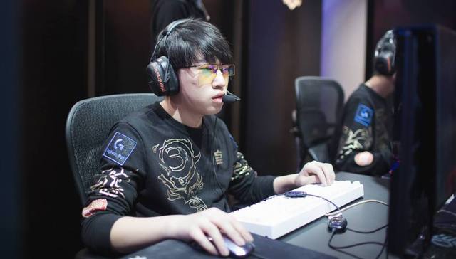 他希望与森 他希望与森