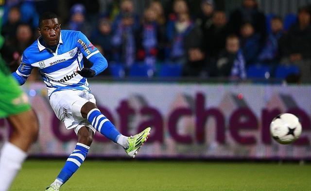 于固定费用 于固定费用